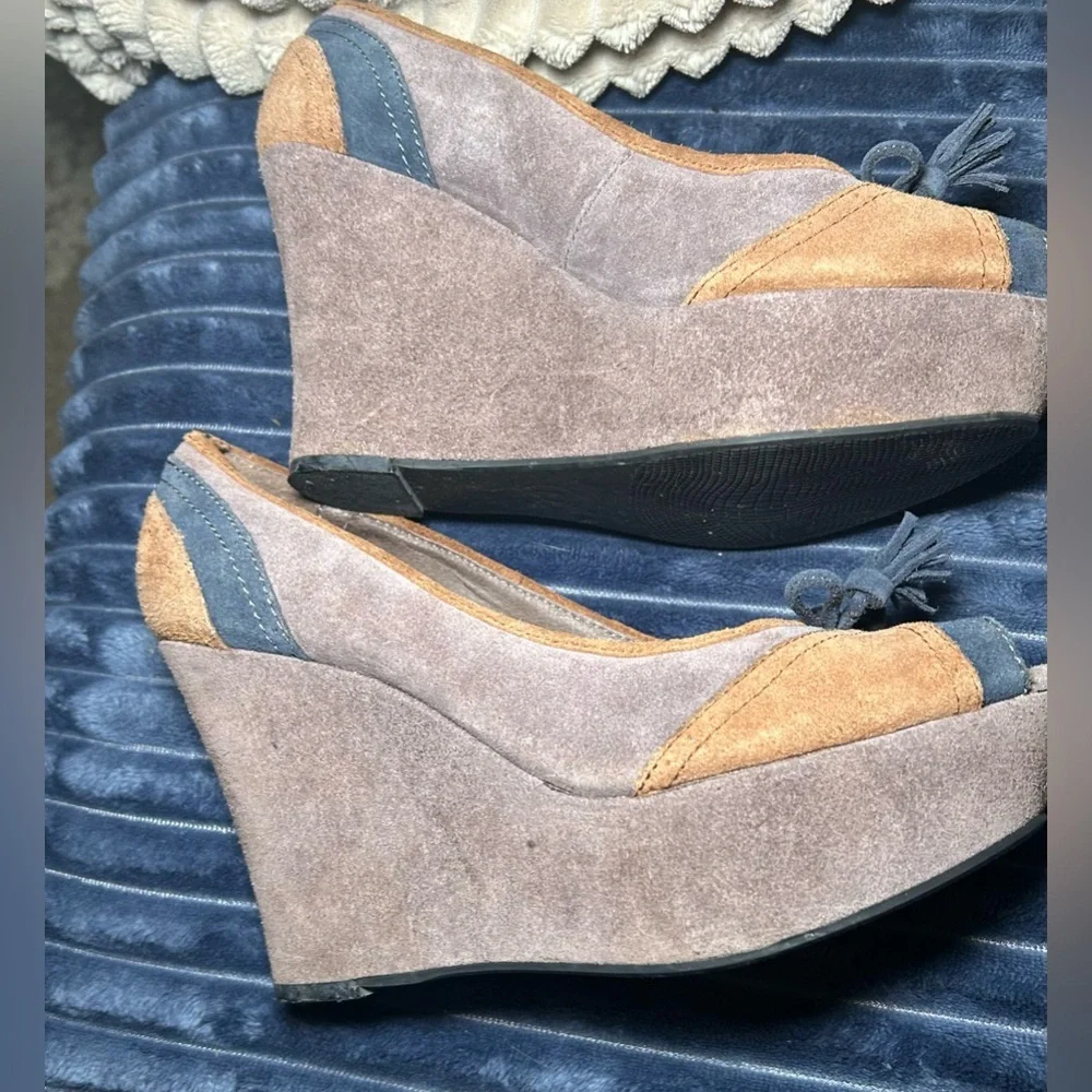 Nicole Avid Vintage Y2K platform peeptoe bow tie navy tan wedge heels suede 7.5